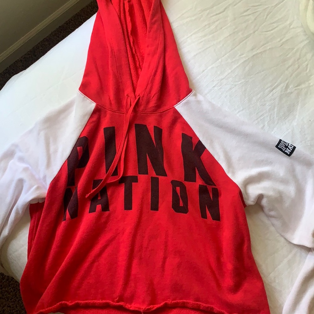 PINK cropped pullover hoodie ✨